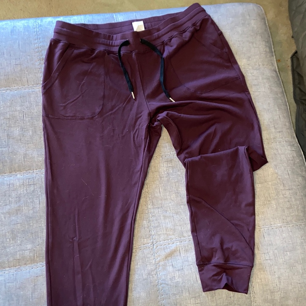 Plum Unwind Joggers